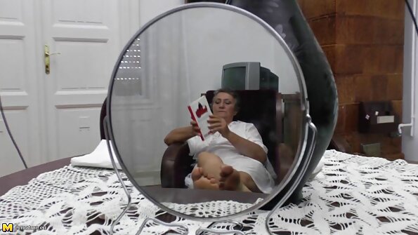 كبير الثدي امرأة سمراء سيدة فيكتوريا سكس عالمي مترجم يونيو يحتاج سميكة الديك