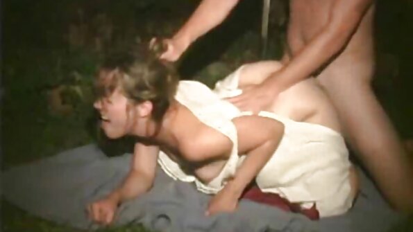 مثير الهواة فتاة تحصل مارس سكس عالمي مترجم جديد الجنس من الصعب على السرير قرب